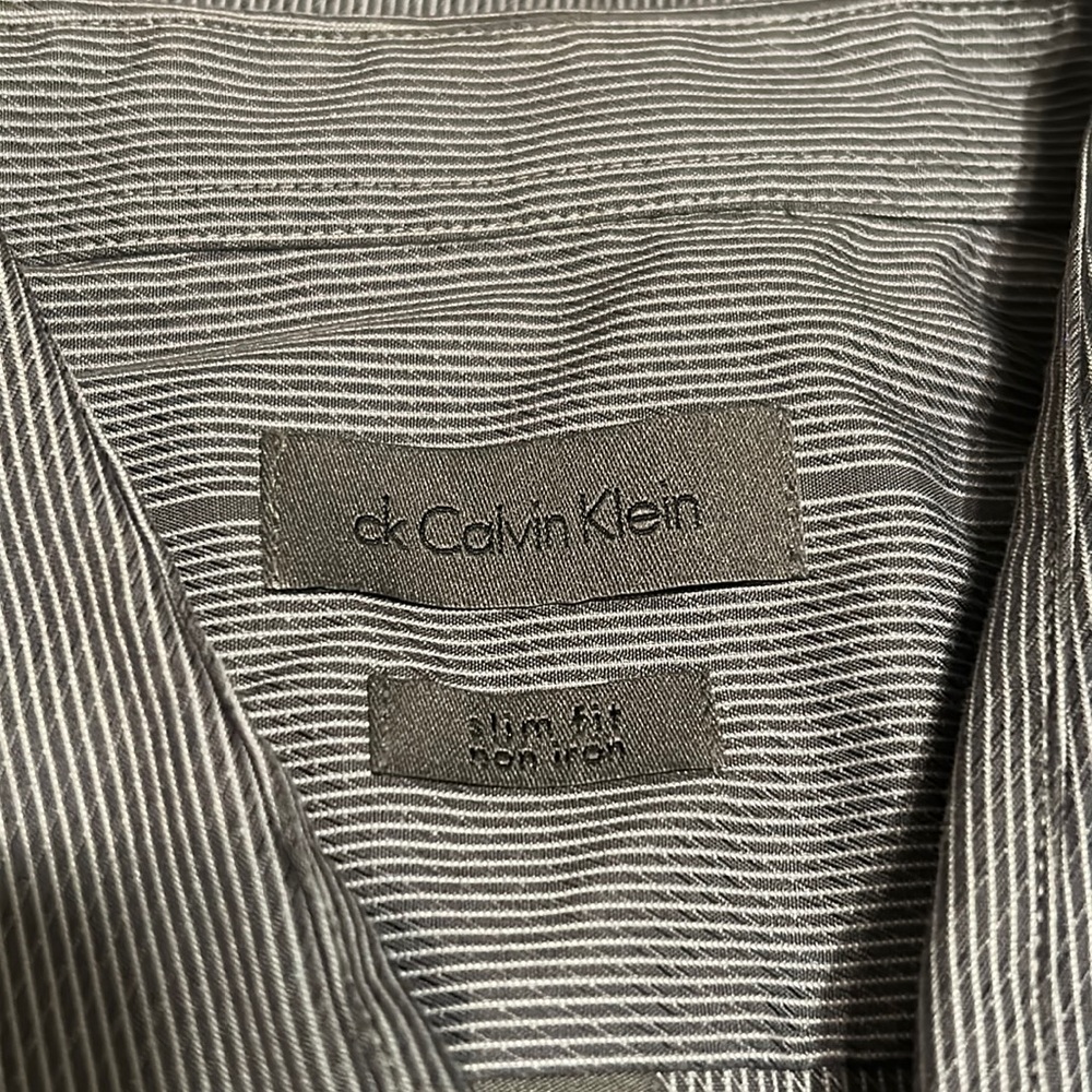 Men’s Calvin Klein Shirt 16 32-33 Pinstriped Long Sleeve Button Down Gray - Picture 4 of 8